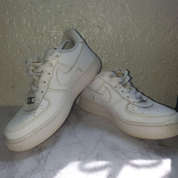 Nike Other - Nike AF1 Air Force 1s youth sz 4Y